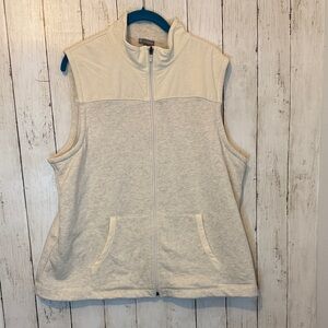 Cream Sleeveless Zip-Up Vest